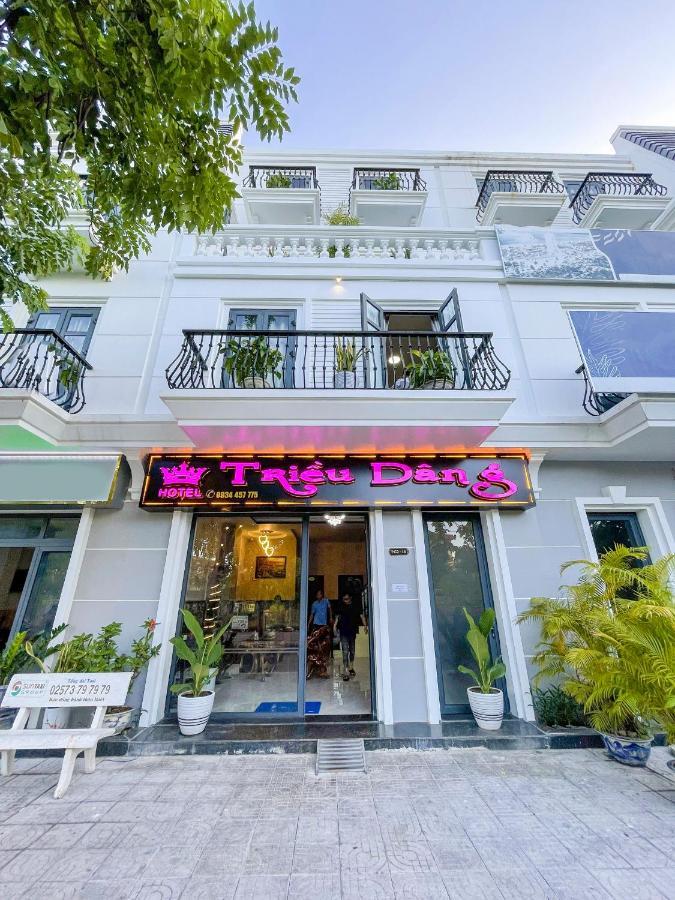 Hotel Khách sạn Triều Dâng Tuy Hoa Exterior foto