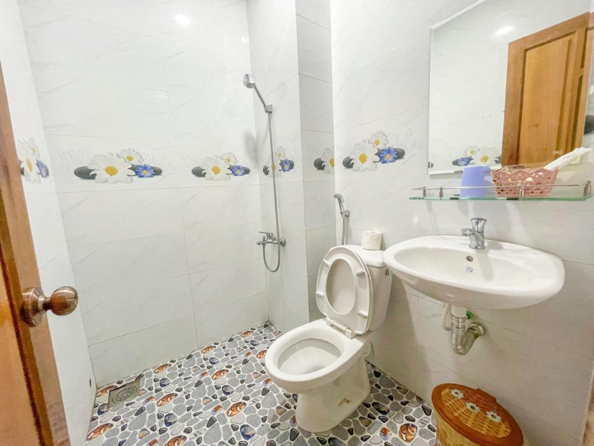 Hotel Khách sạn Triều Dâng Tuy Hoa Exterior foto
